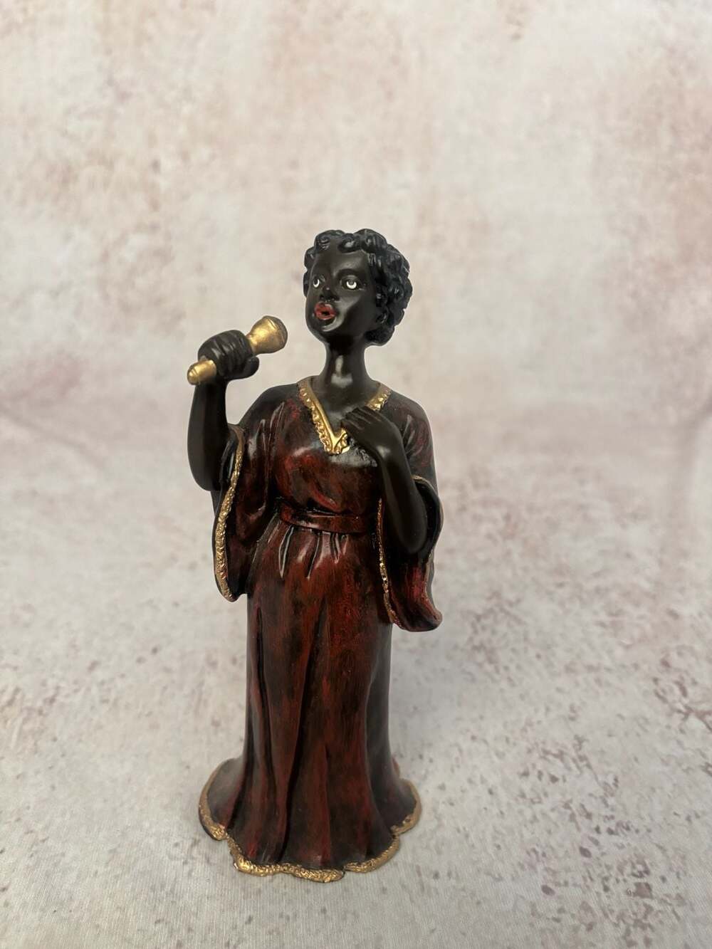 Parastone All That Jazz Collection Female Singer in Red Dress Figurine